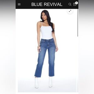 Blue Revival 
QUINN MID RISE STRAIGHT JEAN IN BORA BORA